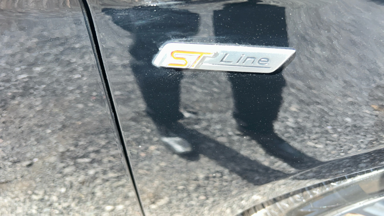 Ford Focus 1.0 EcoBoost 140 ST-Line Navigation 5dr Petrol Hatchback